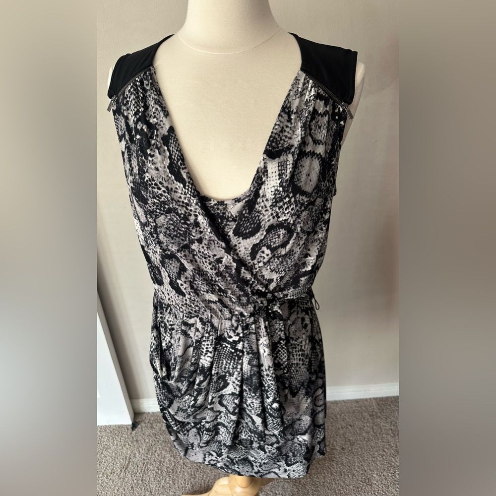 BCBGmaxazria Dress Snake Reptile Print size Large